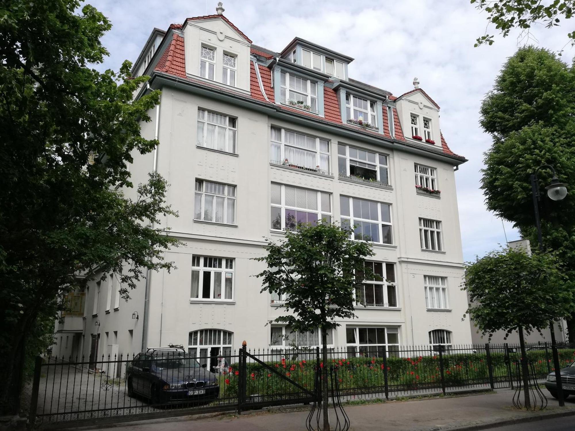 Standard Triple Studio